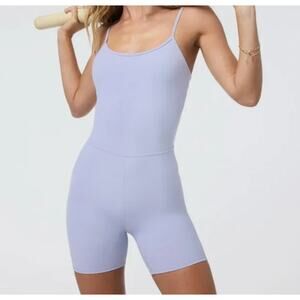 NEW Vuori All The Feels Onesie in Lavendar Mist Size Medium MSRP $118